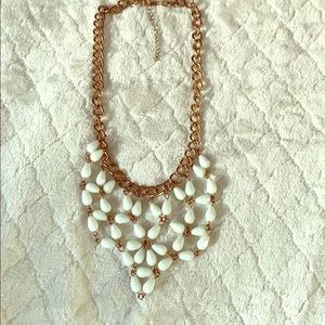 White/ rose necklace
